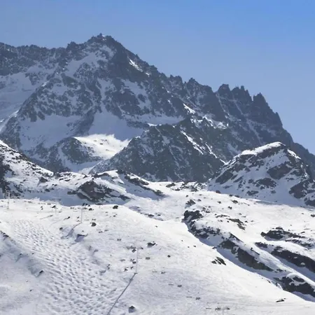 On Slope Near Val Thorens
